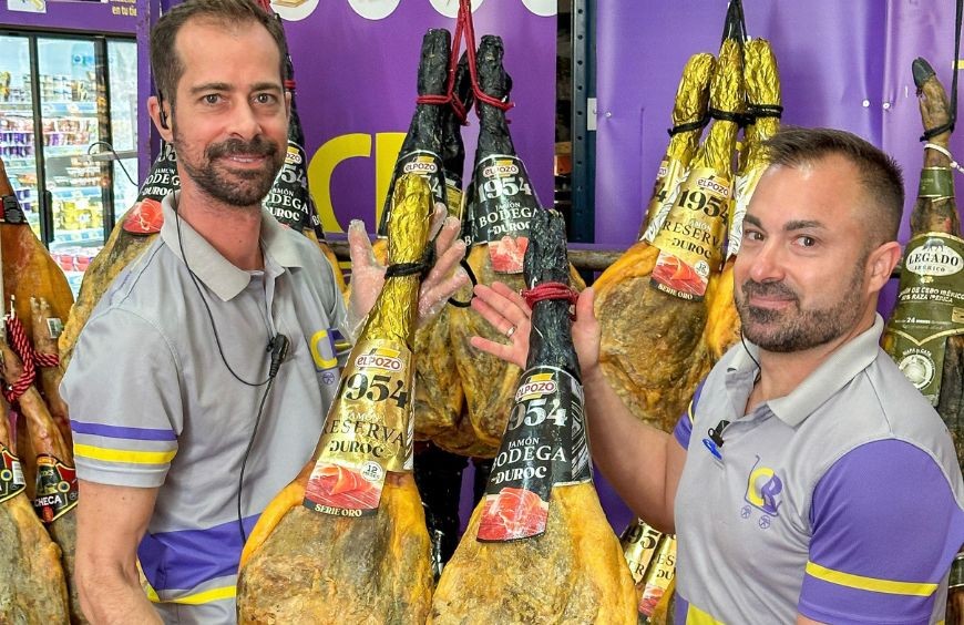 Descubre los Secretos del Mejor Jamón y Paletilla de Serrano a Ibérico con Cash Borosa